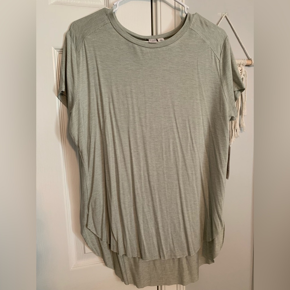 Melrose and Market (Nordstrom Rack) light green and white stripe top size large